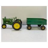 Ertl John Deere Model G Diecast Narrow Front Toy