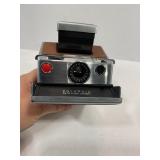 VINTAGE POLAROID SX-70 LAND CAMERA