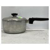 VINTAGE MAGNALITE CLASSIC CAST ALUMINUM 2 QUART