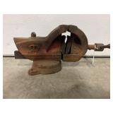 WILTON TABLE TOP BENCH VISE. MODEL SHOP KING WITH