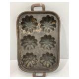 CAST IRON MUFFIN PAN - 12" X 7"