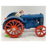 SCALE MODELS 1/16 FORDSON 39TH ANNUAL 2004