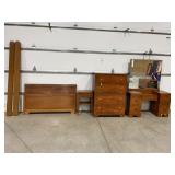 KROEHLER FURNITURE 4 PC. WALNUT FULL SIZE BEDROOM