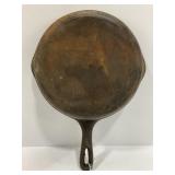 NO. 6 CAST IRON SKILLET MADE IN THE USA - 9"