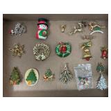VINTAGE & NEWER CHRISTMAS BROOCHES