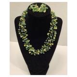 CROTCHETED GREEN STONE NECKLACE & MATCHING