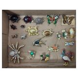 VINTAGE JELLY BELLY PINS & NEWER ANIMAL BROOCHES