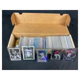 LOT OF MIXED CARDS - BASEBALL& BASKETBALL