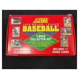 1992 SCORE MLB BASEBALL CARDS  COMPLETE SET IN