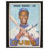 1967 MLB TOPPS 'MR CUB' ERNIE BANKS CARD #215