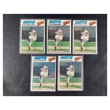 LOT OF 5 - 1977 MLB TOPPS TOM SEAVER CARDS