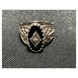 10K WHITE GOLD RING WITH BLACK STONE - 2.91 GRAMS