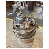 VINTAGE PRESSURIZED PAINT SPRAYER WITH SPRAY GUN