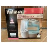HOLMES WARM MIST HUMIDIFIER IN ORIGINAL BOX