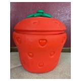 LITTLE TIKES VINTAGE STRAWBERRY SHORTCAKE TOY BOX