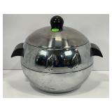 WEST BEND PENGUIN HOT & COLD STAINLESS STEEL