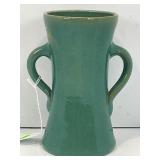 WACO KENTUCKY POTTERY TWO HANDLED VASE - 6 3/4'