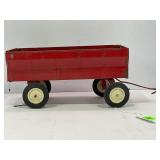 ERTL STEEL PRESSED FARM WAGON