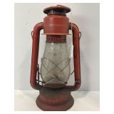 DIETZ JUNIOR LANTERN WITH ORIGINAL GLASS GLOBE