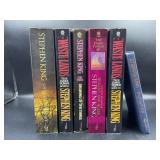 LOT OF 5 STEPHEN KING SOFTBACK BOOKS - UNDER THE