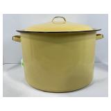 YELLOW ENAMELWARE STOCK POT WITH LID - 11'