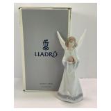 LLADRO ANGEL JOY IN MY HEART FIGURINE IN LLADRO