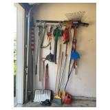 LOT OF ASSORTED YARD TOOLS - WORK BATTERY OPERATED