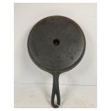 CAST IRON DIVIDED CORN BREAD SKILLET - 9"