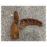 WOOD WALL MOUNT CARVING OF BIRD ON TREE STUMP &