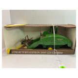 ERTL JOHN DEERE 1/16 50TH ANNIVERSARY COLLECTOR