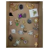 LARGE LOT OF BROACHES