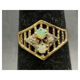 14KT GOLD RING WITH STONES - SIZE 5 1/2 - 2.11TW
