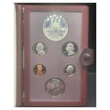1984 UNITED STATES MINT PRESTIGE SET WITH OLYMPIC