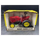 SCALE MODELS ERTL 1/16 MASSEY-HARRIS PONY WIDE