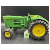 ERTL. JOHN DEERE TRACTOR - 1/16 SCALE DIE-CAST