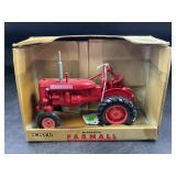 ERTL 1/16 MCCORMICK FARMALL SUPER A TRACTOR IN