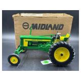 ERTL JOHN DEERE TRACTOR - 1/16 SCALE DIE-CAST