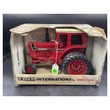 ERTL 1/16 SPECIAL EDITION INTERNATIONAL 1566