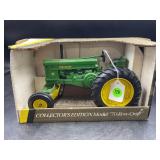 ERTL 1/16 JOHN DEERE 1953 70 ROW CROP COLLECTOR