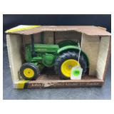 ERTL 1/16 JOHN DEERE 1953 MODEL "D" WIDE FRONT