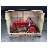 ERTL 1/16 MCCORMICK FARMALL SUPER AV SPECIAL