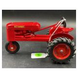 SCALE MODELS B.F. AVERY TRACTOR - 1/16 SCALE