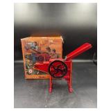 ERTL ANTIQUE SHELLER HERITAGE CIRCA 1920
