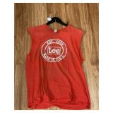 VINTAGE LEE JEANS T-SHIRT WITH CUT OFF SLEEVES - L