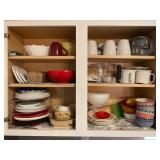 CONTENTS OF CABINET IN KITCHEN - CORELLE, BOWLS,