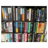 100+ PAPERBACK BOOKS BY TAMI HOAG, DEAN KOONTZ,