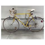 JOANNOU DELUXE MODEL RACING BICYCLE AND SCHWINN