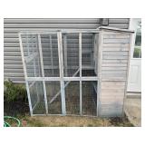 WOODEN CAGED CHICKEN COOP 75 X 68