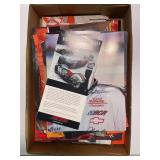 LARG LOT OF NASCAR AND DIRT TRACK DRIVER CARDS