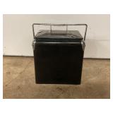 RETRO STYLE COOLER - 14' X 8 1/2' X 12'